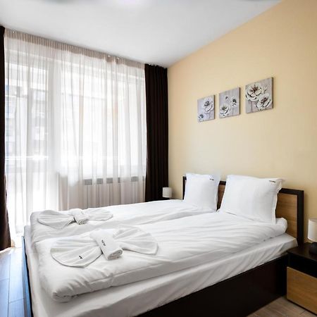 Апартаменты Nomad Haven: 1Bd Flat With Balcony & Desk София Экстерьер фото